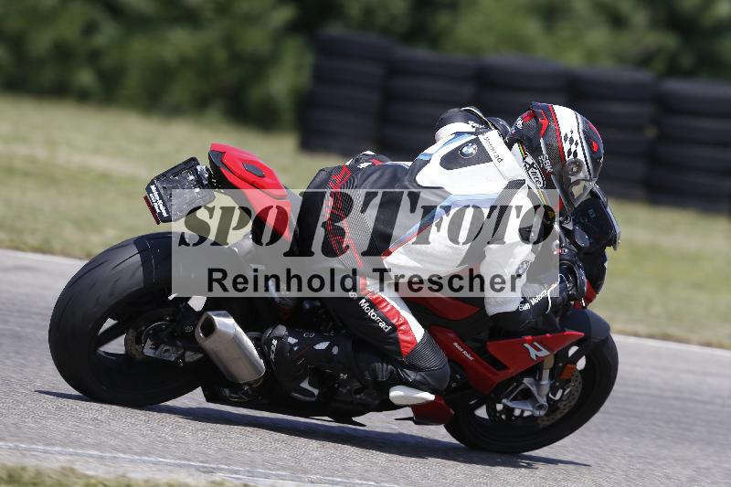 Archiv-2025/28 20.06.2025 PROMAX ADR/Gruppe gruen/backside